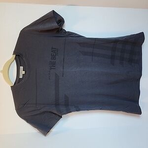 Burberry Tee Shirt The Beat Fragrance for Men Short Sleeve Casual Women's size M